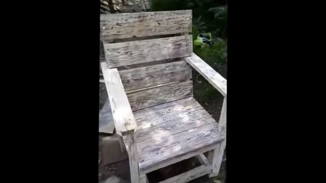 Садовый стул из б/ушных коротких досок из опалубки,лесов,козел...окончание стройки смотреть онлайн