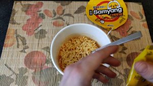 Корейская лапша от Samyang - сырная
