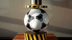 HYDRAULIC PRESS VS SOCCER BALL