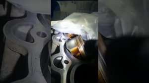 Попадание пыли катализатора в мотор.