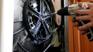 Ремонт крепления пластикового шкива вертикальной стиральной машины Zanussi своими руками!