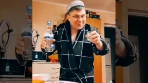 оп оп опаски. махнем по стопочки