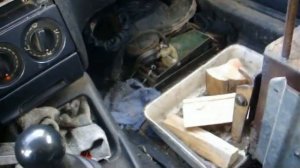 Запрещенная буржуйка в легковом автомобиле