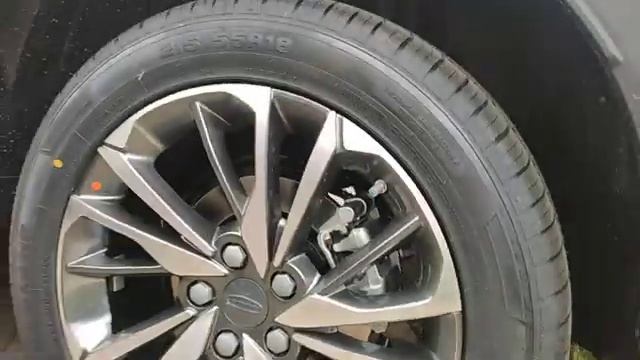 Новенький автомобиль, ДЖИЛИ КУЛРЭЙ