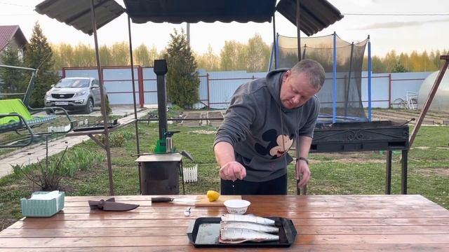 СКУМБРИЯ НА УГЛЯХ ? смотреть онлайн