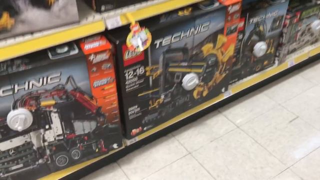 Cars 3 Lightning McQueen Dinoco Cruz Ramirez CHANGES - Cars 3 TOY HUNT - CAN YOU SPOT THE DIFFERENC смотреть онлайн