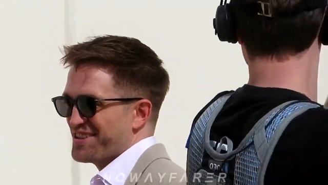 #robertpattinson Leaves the DiorSS24 show смотреть онлайн