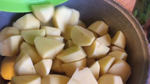 Жаркое на углях. Бесподобно вкусное блюдо смотреть онлайн