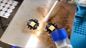 XHP70.3 пайка светодиода на подложку. XHP70.3 soldering on a copper DTP.