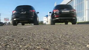 Сравнение звука выхлопа двух FX 45 с катализаторами и без.