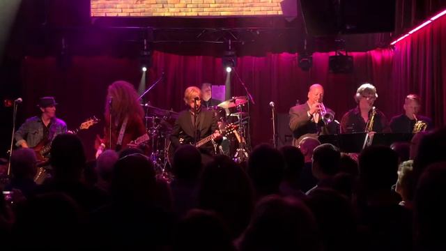 Shelter Me - David Uosikkinen’s In The Pocket With Joey DiTullio 10/14/17 смотреть онлайн