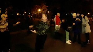 Поспели вишни в саду у дяди Вани!!!Народные танцы,сад Шевченко,Харьков!!!