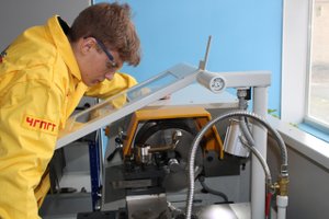 Специальность - Токарь на станках с числовым программным управлением