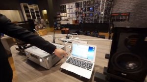 รีวิว  ELAC BS 243.3+ROTEL RA 1570