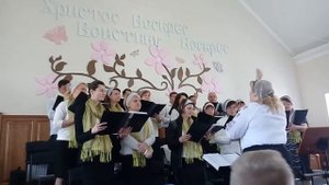 Колени я склоняю