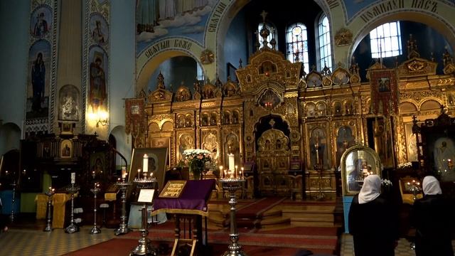 Происхождение (изнесение) Честных Древ Животворящего Креста Господня. Вечернее богослужение. смотреть онлайн