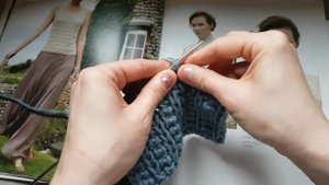 Вяжем супер рельефные дорожки спицами 🌾 knitting pattern.