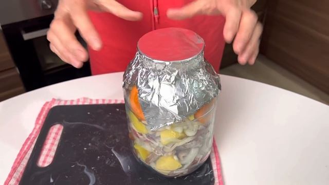 БАНКАДА ҚУЫРДАҚ ҚУЫРУ. Шырынды, жұмсақ қуырдақты БАНКАДА дайындау смотреть онлайн