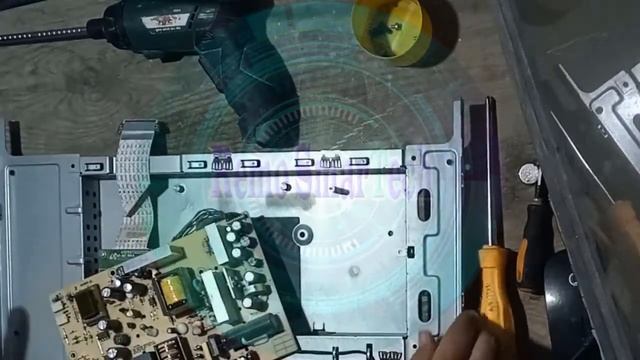 اصلاح عطل شاشة DELL 19 (تشتغل ثواني وتفصل ) смотреть онлайн