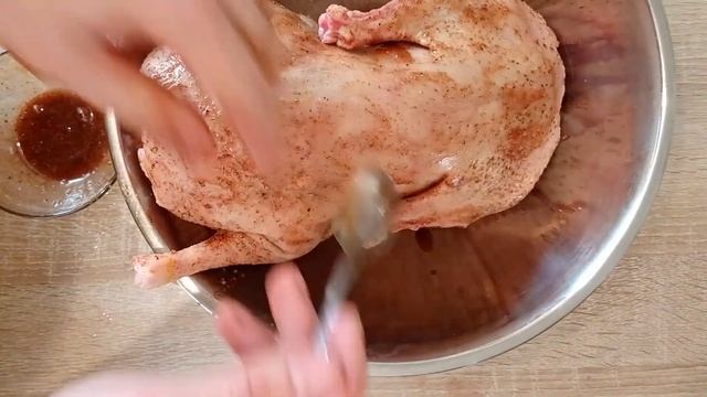 Утка запечённая с картофелем в духовке