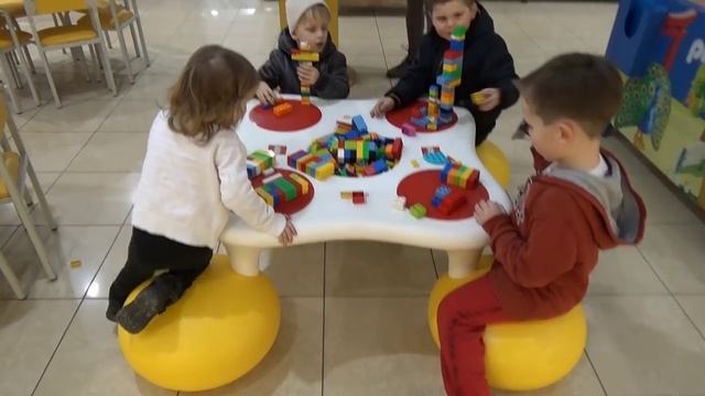 VLOG поход в детский магазин игрушки шопинг Shopping children's toys store Peppa смотреть онлайн