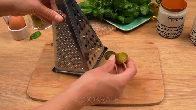 How to make meatballs using frozen roulade! A super recipe in the pan