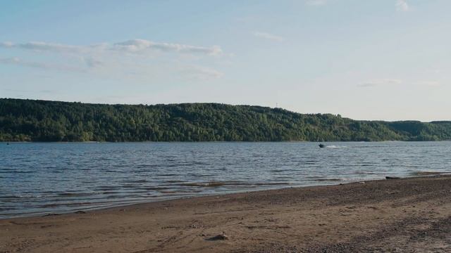 Волга. Крупнейшая река в Европе. Отдых на участке реки возле Кокшайска.