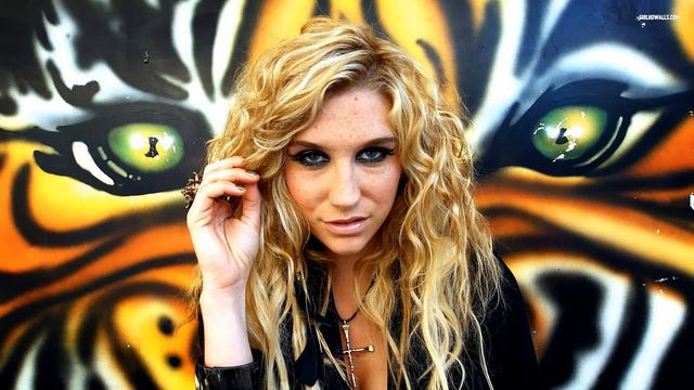 #Pitbull- Timber Ft. Ke$ha смотреть онлайн