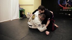 Школа BJJ Mania. Криштиан Цестаро - свип с дип хафгарда / deep halfguard sweep