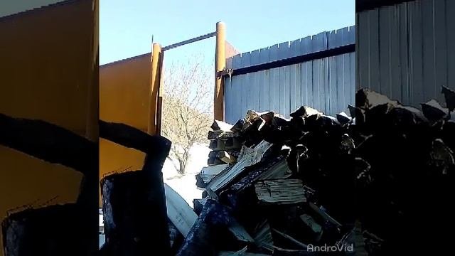 Как колоть дрова.Дедовский метод.Будни в деревне.Ручной дровокол.Колун.Осиновые дрова.