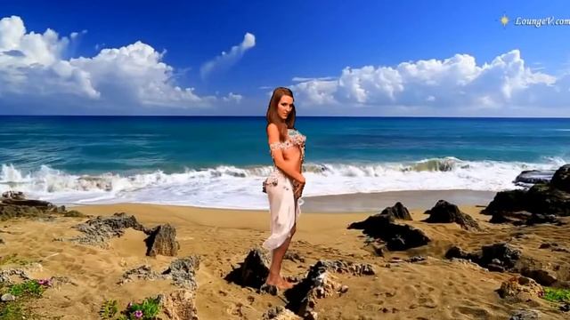 Ах,эта девушка ... на берегу.Как танцует! смотреть онлайн