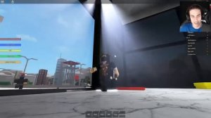 CRIMINALS VS. SWAT IN ROBLOX! (Roblox WHO WILL WIN?)