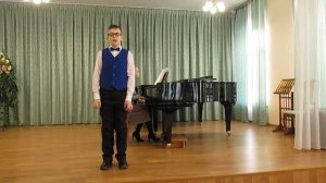 "Бабушкины сказки"слова С.Есенина, музыка Г.Струве исполняет Кривошеин Михаил