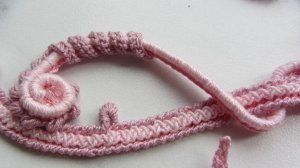 Мотив змейка с завитком для ирландского кружева. Вяжем вместе легко и просто.