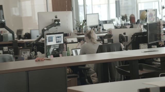 Under Armour trusts Heptio to guide their Kubernetes journey смотреть онлайн