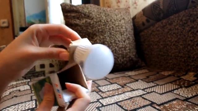 LED лампочка E27/3W/SMD2835/220V смотреть онлайн