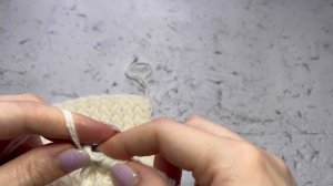 Повязка спицами / Вязаная повязка на голову / Самый красивый узор