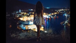 Умница, умница, умница - ночью красавица крутится