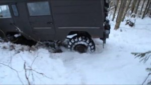 Тест драйв Toyota Land Cruiser 105 vs Volvo Laplander (легкие покатушки)