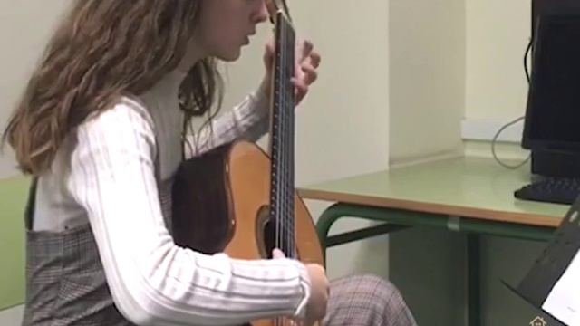 Boccherini "Menuet" for guitar and orchestra смотреть онлайн