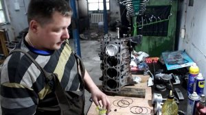 Toyota Carina E. Двигатель 4A-FE. Замена прогоревшего клапана вытекающая в капитальный ремонт.