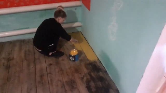 Красим полы !!!!!!! смотреть онлайн