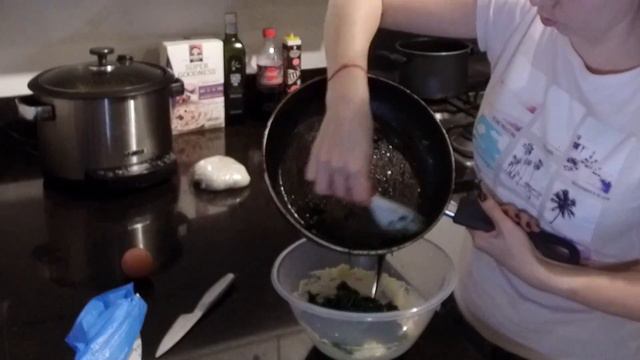 Зачем иммигрировать. И получился ли штрудель. смотреть онлайн