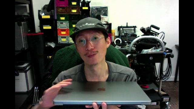 스타벅스 입장권!! 16 MACBOOK PRO M1 MAX 64GB 2TB UNBOXING смотреть онлайн