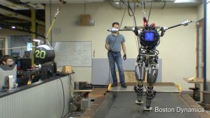 Робот ATLAS научился ходить по валунам и держать равновесие, стоя на одной ноге