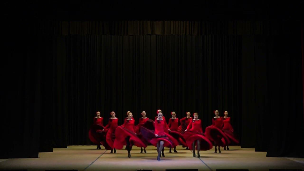 Юные испанки. Реверанс. Карусель 2022 смотреть онлайн