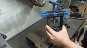 Очень полезный инструмент из ремня ГРМ по чертежам китайского мастера.