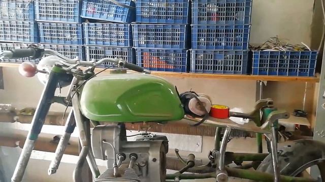 Поездка в Крым на мотоцикле Урал #04 - Выезжаем из Казахстана [7 августа 2018] смотреть онлайн