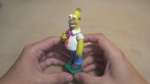 Гомер Симсон из мультсериала Simpsons.