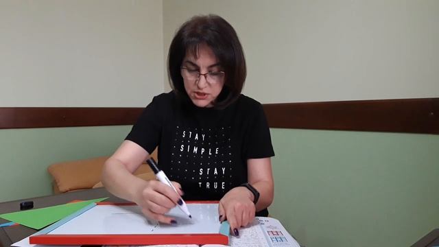 Урок 36. ОНЛАЙН УРОК. МАТЕМАТИКА. 3 КЛАСС. Виды треугольников (по величине угла). смотреть онлайн